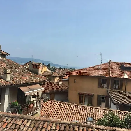 In Centro Storico Toscolano Maderno